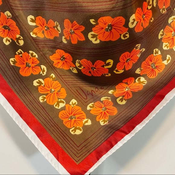 Vera Floral Print Vintage Scarf - Picture 8 of 9